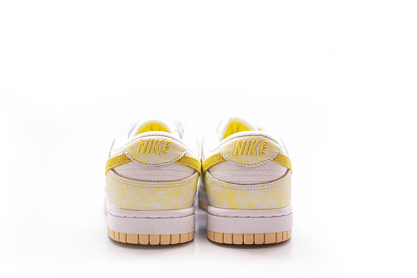 Nike Dunk Low Yellow Strike (W)